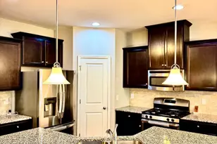 337 Durants Neck Ln, Morrisville, NC 27560 - Photo 4
