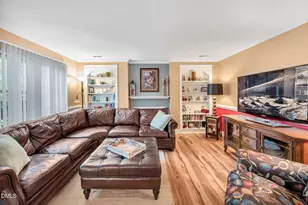 391 Summerwalk Cir, Chapel Hill, NC 27517 - Photo 2