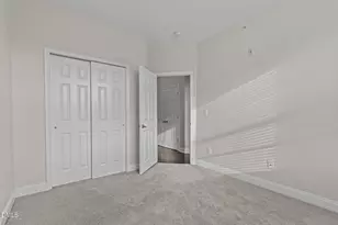 10410 Sablewood Dr, Raleigh, NC 27617 - Photo 24