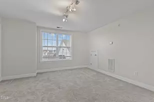 10410 Sablewood Dr, Raleigh, NC 27617 - Photo 28