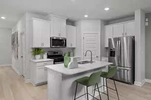 819 Strm Vw Ct, Mebane, NC 27302 - Photo 2