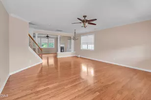 240 Seymour Pl, Cary, NC 27519 - Photo 2