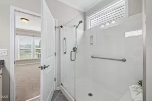 2414 Bloomsbury Manor Dr, Durham, NC 27703 - Photo 26