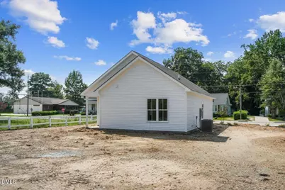 306 S Sycamore Street, Fremont, NC 27830 - Photo 34