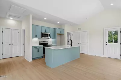 306 S Sycamore Street, Fremont, NC 27830 - Photo 12