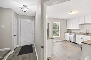 123 Luxon Pl, Cary, NC 27513 - Photo 6