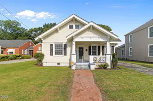 313 N Breazeale Ave, Mount Olive, NC 28365 - Photo 1