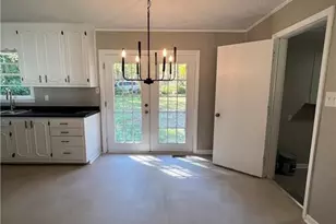 2602 Sedgefield Dr, Fayetteville, NC 28306 - Photo 6