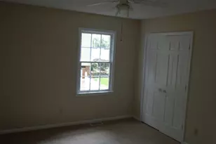 3018 Freeport Dr, Cary, NC 27519 - Photo 8