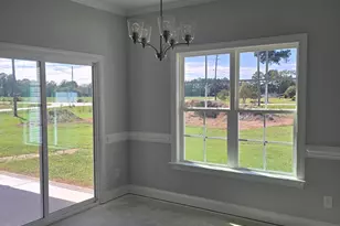 1027 N Lincoln St, Benson, NC 27504 - Photo 4