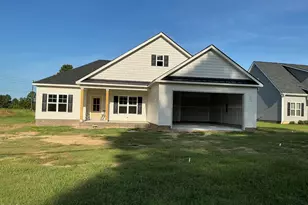 1027 N Lincoln St, Benson, NC 27504 - Photo 1