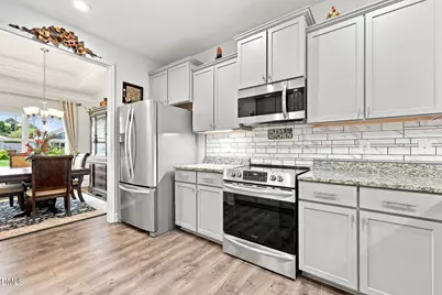 102 Boomer Street, Benson, NC 27504 - Photo 6