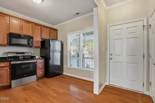 1047 Mica Lamp Ct, Apex, NC 27502 - Photo 4