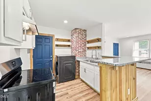 1400 Roslyn Dr, Burlington, NC 27215 - Photo 10
