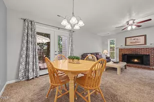 110 Twin Oaks Pl, Cary, NC 27511 - Photo 10