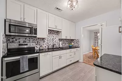 110 Twin Oaks Place, Cary, NC 27511 - Photo 12