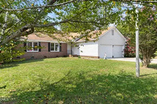 5804 Bear Creek Cir, Fayetteville, NC 28304 - Photo 2