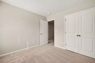 422 Barrington Key Dr, Zebulon, NC 27597 - Photo 16
