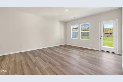 422 Barrington Key Drive, Zebulon, NC 27597 - Photo 2