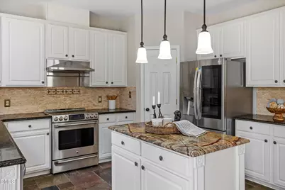 611 Sherwood Forest Place, Cary, NC 27519 - Photo 10