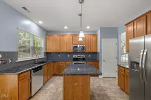 7929 Clover Creek Ct, Raleigh, NC 27613 - Photo 10