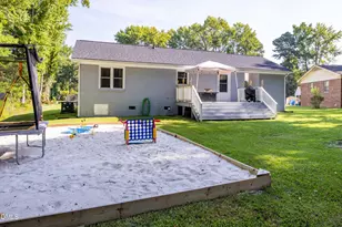 1307 W Pearsall St, Dunn, NC 28334 - Photo 22