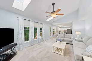 112 Sequoia Ct, Cary, NC 27513 - Photo 4