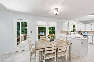 112 Sequoia Court, Cary, NC 27513 - Photo 14