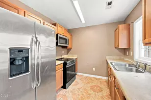 806 Piper St, Durham, NC 27704 - Photo 14