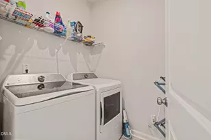 7900 Berry Crest Ave, Raleigh, NC 27617 - Photo 38