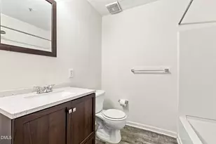 1305 Kent Rd, Raleigh, NC 27606 - Photo 20