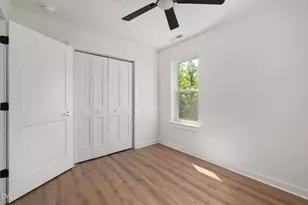 1410B Maplewood Dr, Durham, NC 27704 - Photo 8