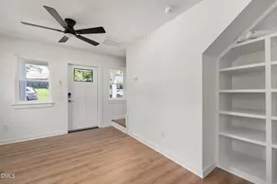 1410B Maplewood Dr, Durham, NC 27704 - Photo 6