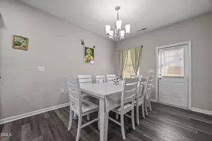 2252 Fairway Green Dr, Fuquay-Varina, NC 27526 - Photo 8