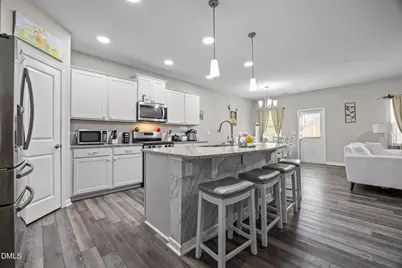 2252 Fairway Green Drive, Fuquay-Varina, NC 27526 - Photo 2