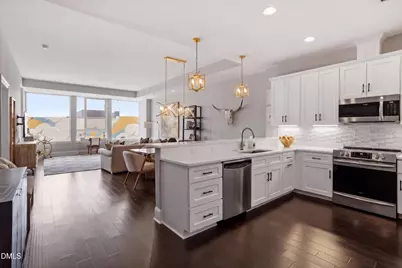 400 W North Street #818, Raleigh, NC 27603 - Photo 2