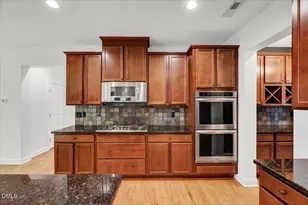 409 Rolling Meadows Ln, Chapel Hill, NC 27517 - Photo 10