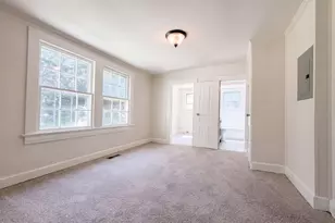 216 E Horne St, Clayton, NC 27520 - Photo 4