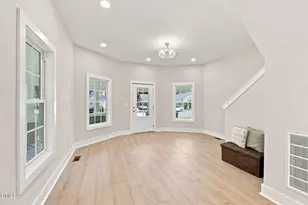 406 N Webb St, Selma, NC 27576 - Photo 14
