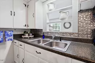 2205 Thompson Rd, Four Oaks, NC 27524 - Photo 14