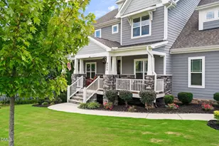 2113 Orchard Lake Dr, Apex, NC 27539 - Photo 2