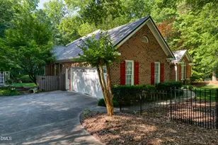4029 Country Village Dr, Raleigh, NC 27606 - Photo 8
