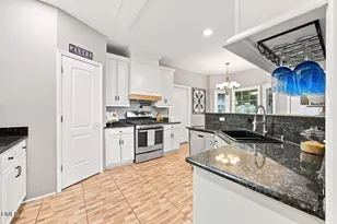 2516 Deanwood Dr, Raleigh, NC 27615 - Photo 8