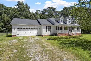 113 Tadley Ct, Smithfield, NC 27577 - Photo 2