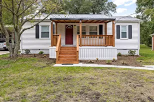 207 Delacroix St, Oxford, NC 27565 - Photo 1