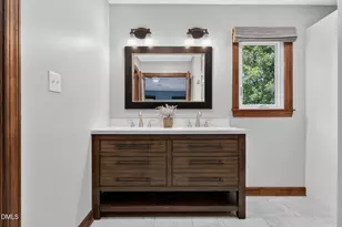 109 Keystone Dr, Cary, NC 27513 - Photo 2