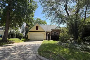 100 Drywood Pl, Cary, NC 27513 - Photo 14
