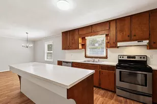 609 Page St, Clayton, NC 27520 - Photo 4
