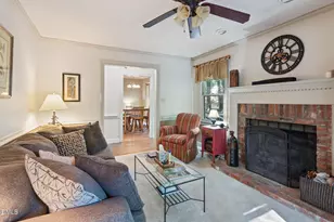 101 Hedgerow Ct, Cary, NC 27513 - Photo 2