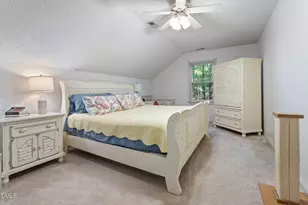 101 Hedgerow Ct, Cary, NC 27513 - Photo 18